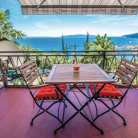 Апартаменты Breathtaking Sea View App For 2+1, Bbq ...... Опатия Экстерьер фото