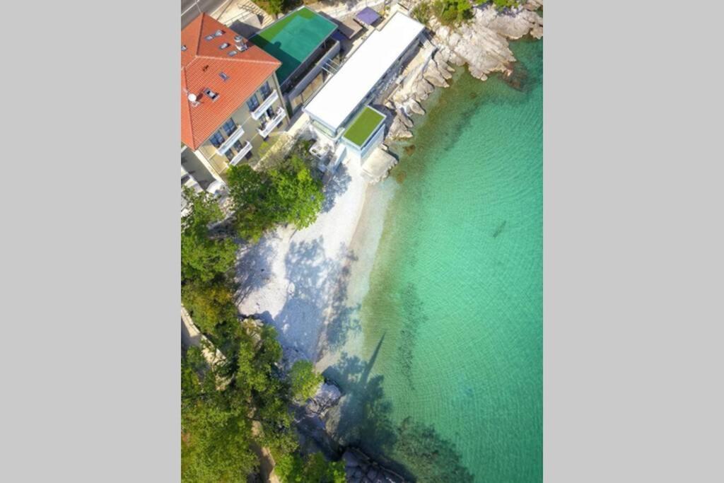 Апартаменты Breathtaking Sea View App For 2+1, Bbq ...... Опатия Экстерьер фото